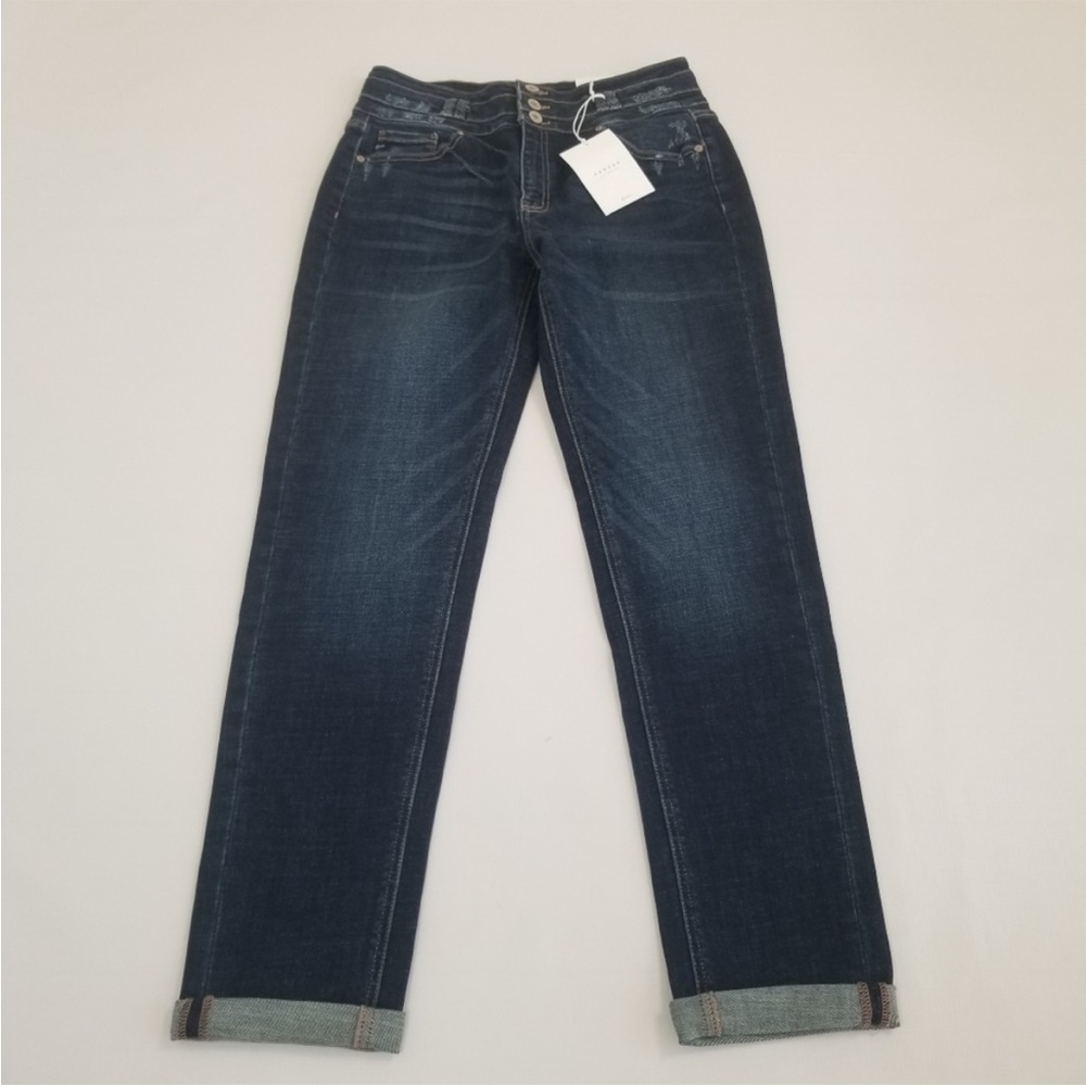 KanCan Relaxed Fit Jeans Size 9/28 NWT